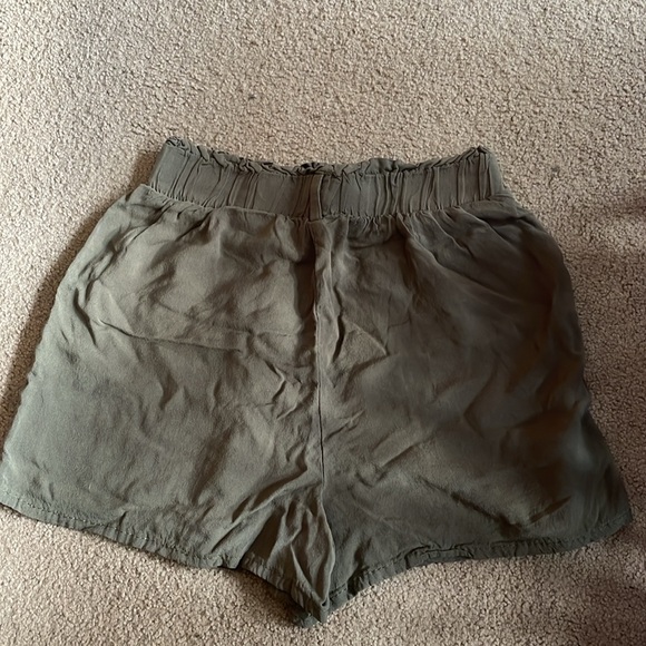 Rue 21 shorts - Picture 2 of 3